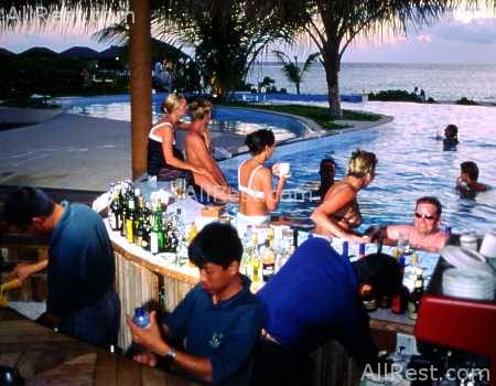 Filitheyo Island Resort 35